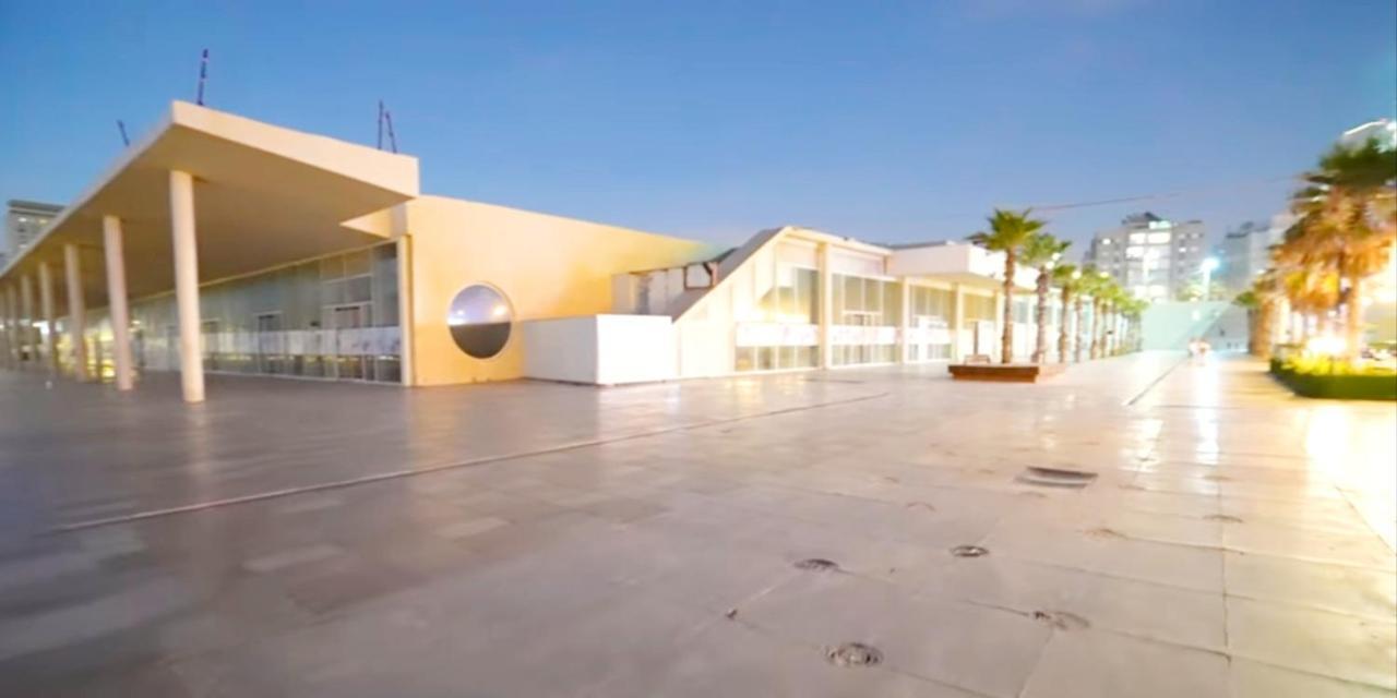 612 Apartment On The Beach Bat Yam Exterior photo